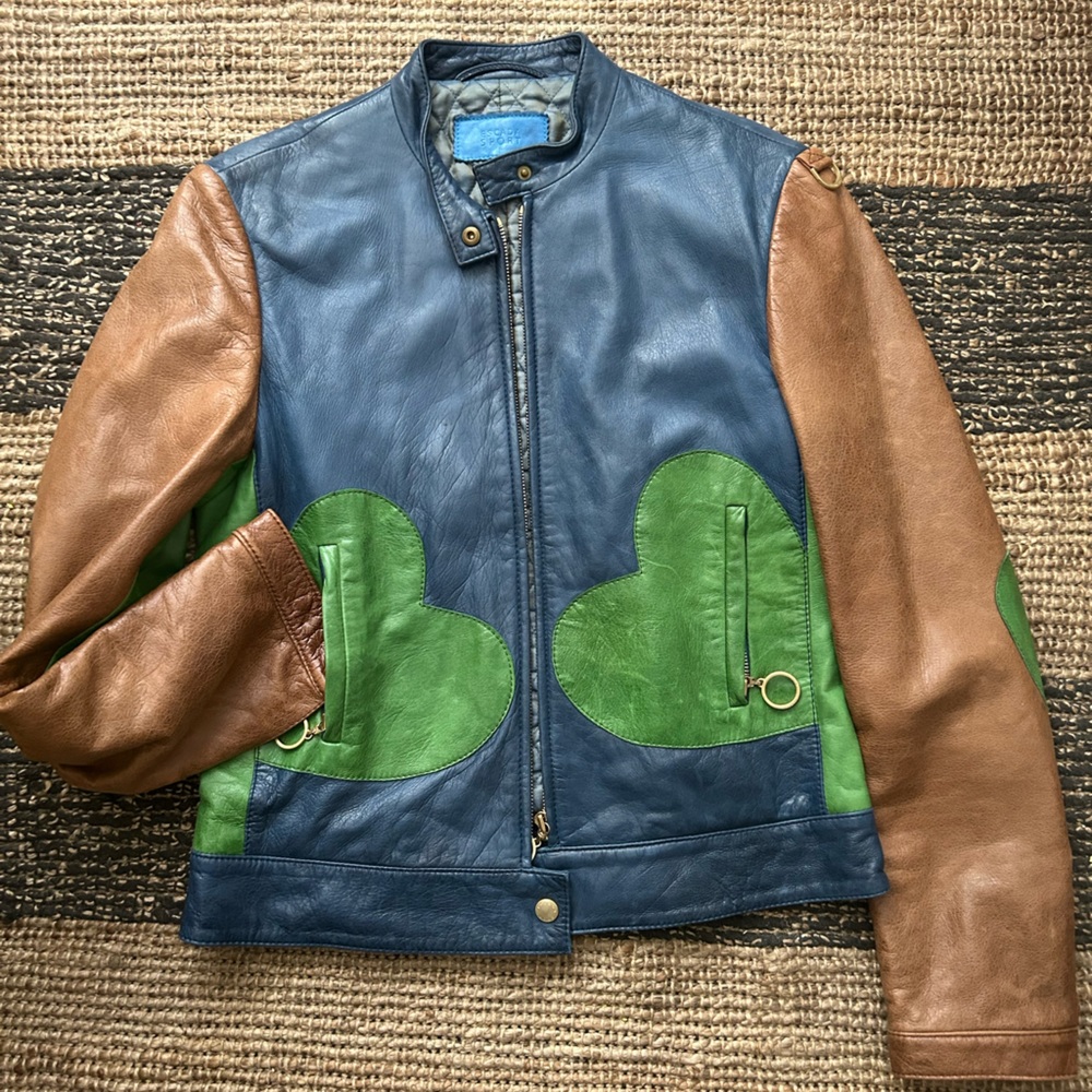 90’s Escalade Sport Leather Jacket with Hearts